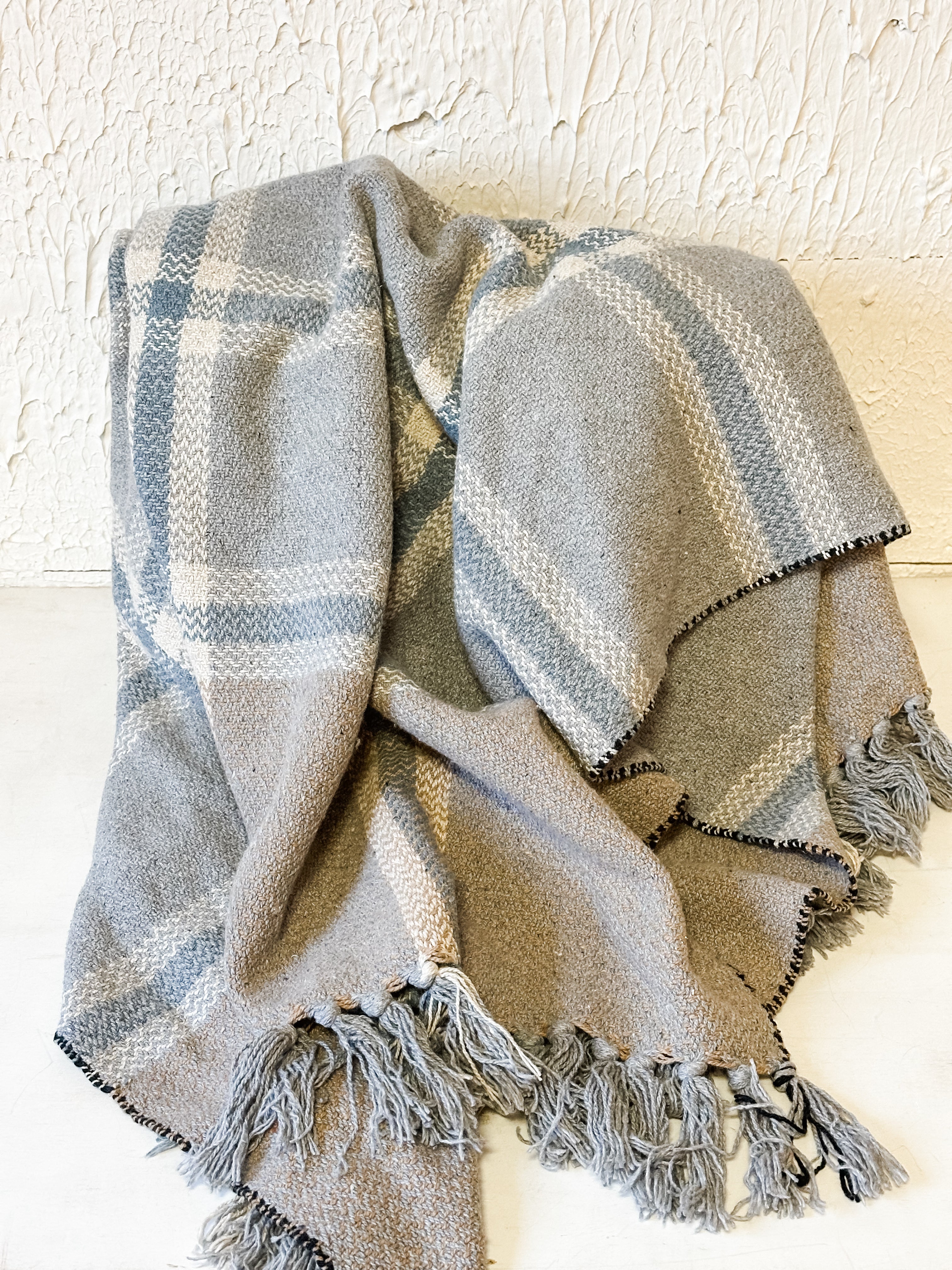 Cotton Blend Blue Plaid Throw